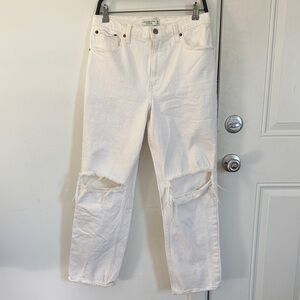 Abercrombie 90’s Straight Ultra High Rise 8s